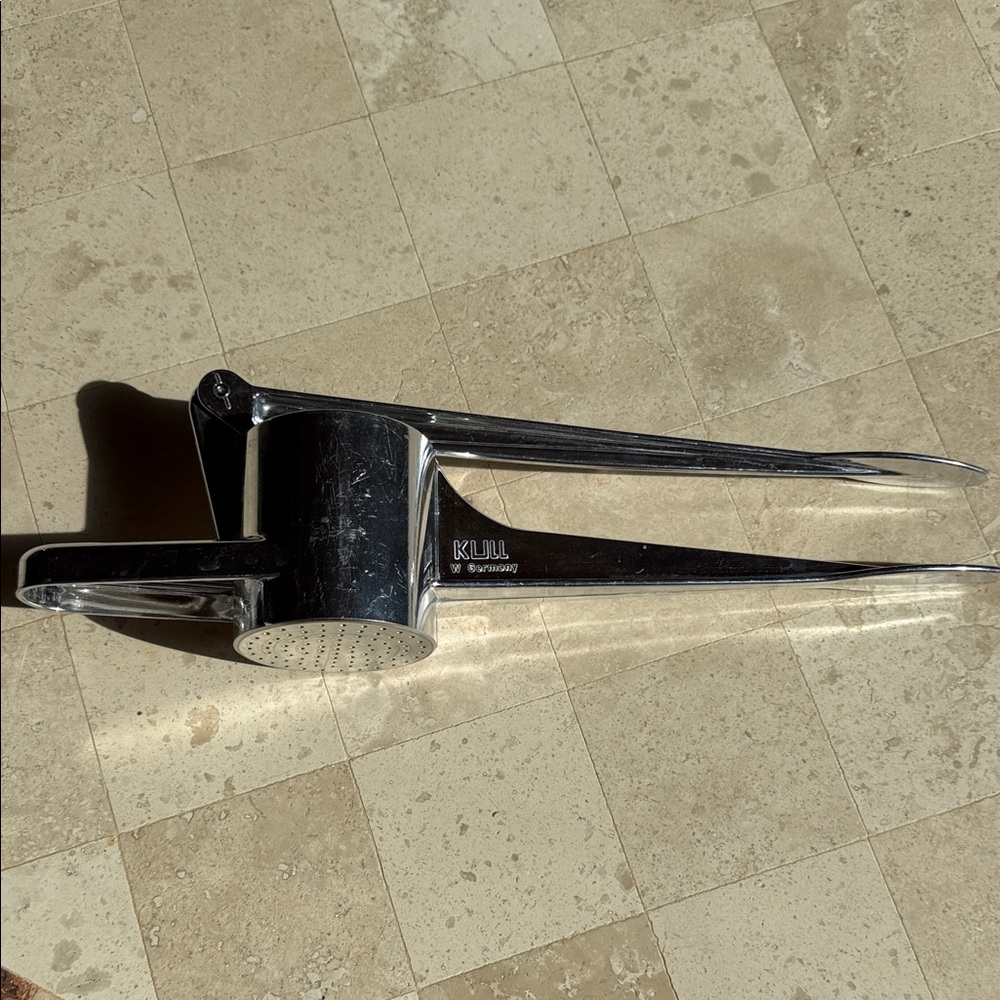 KULL BRAND- German Pasta maker (Spaetzle Druckle or Spatzlepresse)
